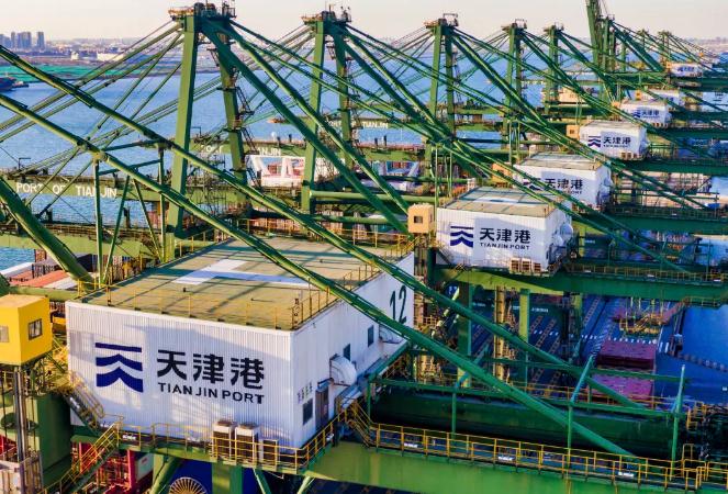 天津港一季度完成箱量同比增长20.4%